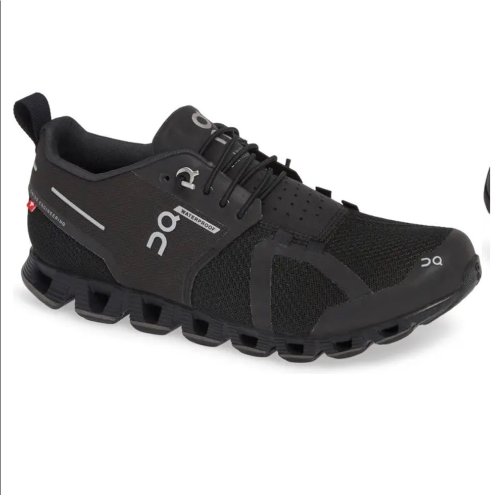 ON X Training Cloud Shoes Size 7.5